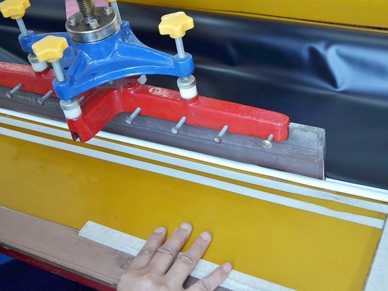 Screen Fabric Hemming-3